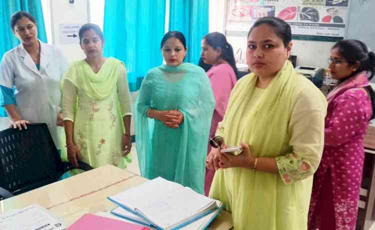 सीजेएम डॉ. तरन्नुम खान ने किया नशा मुक्ति केंद्र का दौरा, मरीजों को नशा छोड़ने के लिए किया प्रेरित