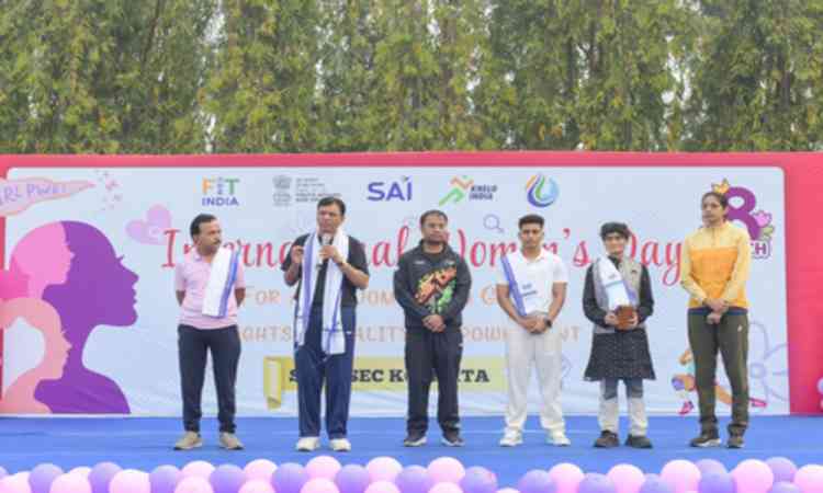 'Empowering women is empowering society': Sports Min Mandaviya at FIT India Pink Cyclothon