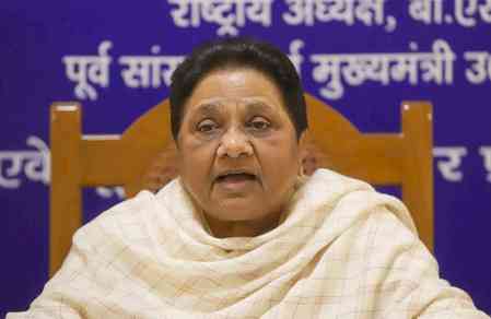 Extremely unfortunate; essential for everyone to respect the post of President: Mayawati