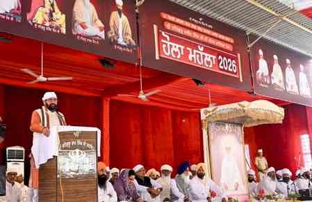 Haryana CM seeks blessings from Sant Samaj in Sirsa