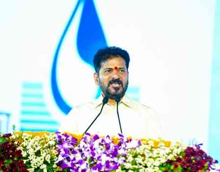 Telangana CM asks police to upgrade to face new security challenges