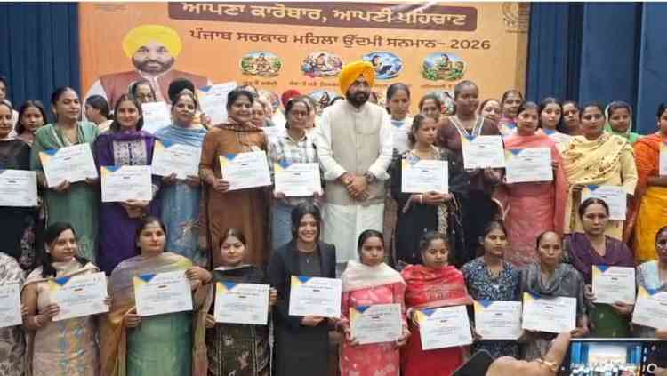 Cabinet Minister Tarunpreet Singh Sond felicitates 100 women entrepreneurs
