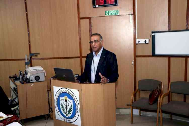 One-Day CME on Critical Care Nephrology Held at DMC&H
