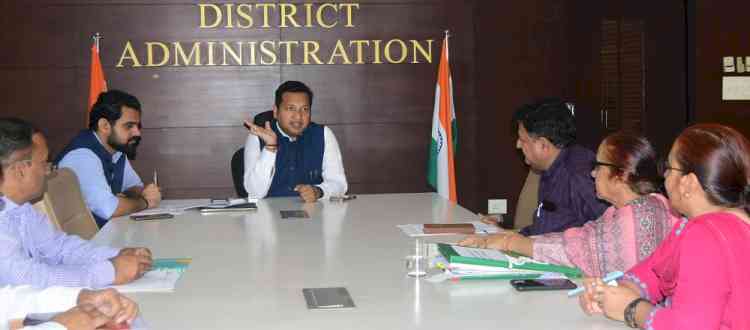 जिला में 1.51 लाख से अधिक लाभार्थी पा रहे सामाजिक सुरक्षा योजनाओं का लाभः उपायुक्त सचिन गुप्ता