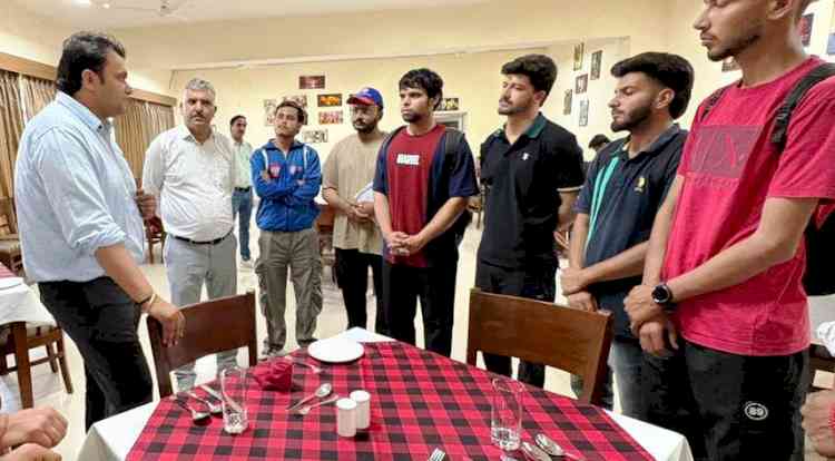 NSS Volunteers visit IHM; learn about self-employment and start-up opportunities