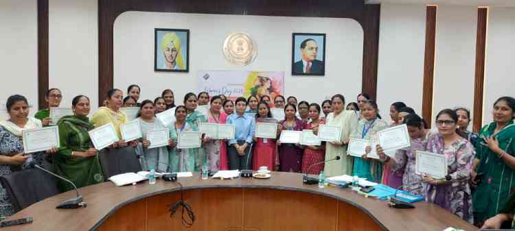 Administration felicitates 42 women BLOs for exemplary contribution to Pre-SIR voter mapping exercise