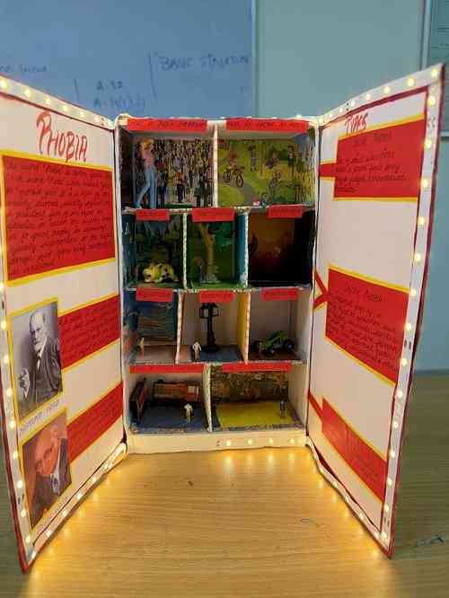 PU-ISSER Hosts Model Exhibition on Psychological Concepts
