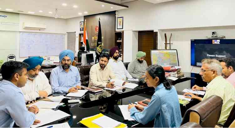 DC issues strict directions to prevent wheat straw burning ahead of harvesting season