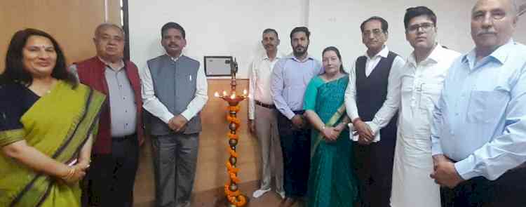 राष्ट्र की एकता और अखंडता के प्रति युवाओं को जागरूक करने के उद्देश्य से जीयू में संगोष्ठी आयोजित