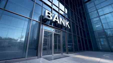 Indian banks benefit from AI‑driven operating models: Report