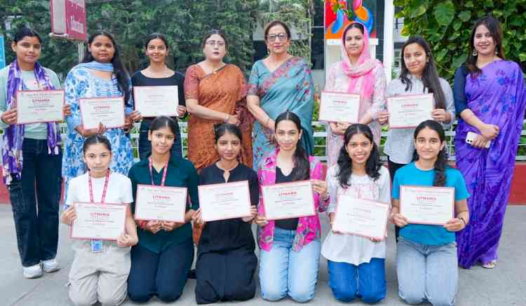 KMV organises Insightful PowerPoint Presentation Program on Literary Theory and Linguistics