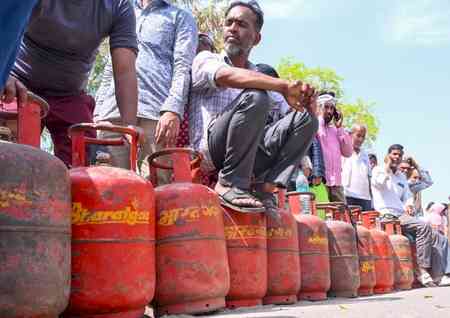 Bihar: Control room set up to provide relief to oil and LPG consumers 