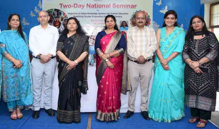 गुरु शिष्य परंपरा का फिर से विकास आवश्यकः डॉ दीप्ति हुड्डा