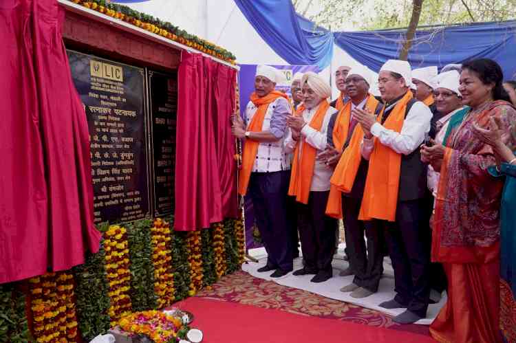 Foundation Stone of LIC Investment Building Laid