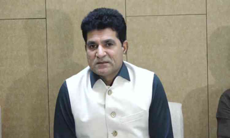 AAP to contest all 12,000 seats in Gujarat local body polls