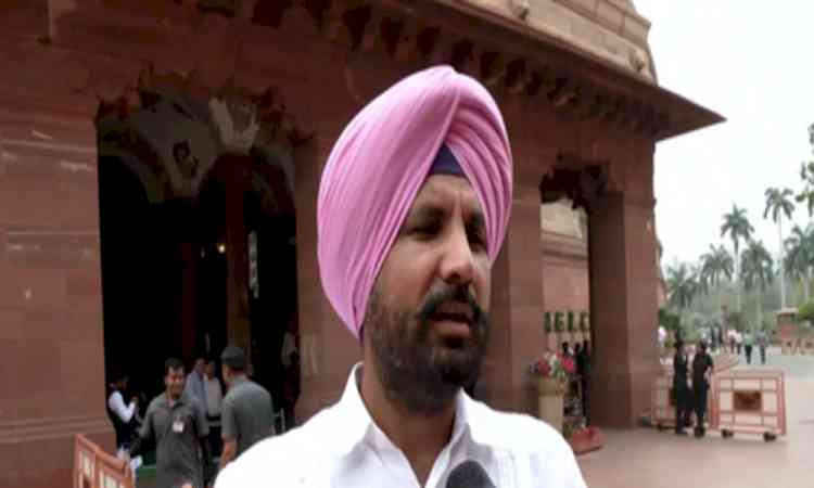 Congress hits back at Kangana Ranaut over remarks on Rahul Gandhi