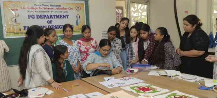 PG Department of Fashion Designing of PCM S.D. College for Women holds Three Day Workshop
