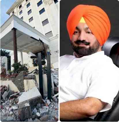 ‘AAP’ Turns Punjab into a Police State Illegal Detention of Opposition Leaders and Attack on Free Press is disgusting and shameful: Grewal