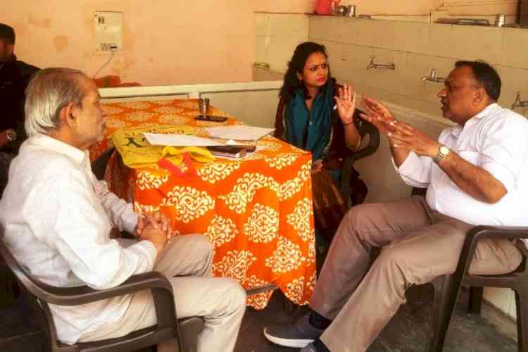 डॉ. हेडगेवार जयंती पर स्वास्थ्य जांच एवं रक्तदान शिविर आयोजित