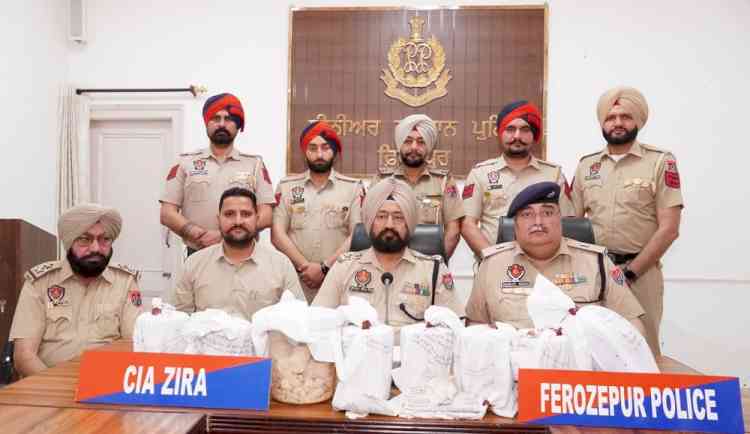 Three drug smugglers nabbed, 5.765 kg heroin recovered in three separate cases