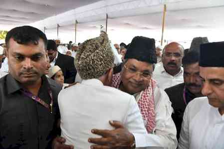 Karnataka CM Siddaramaiah extends Eid greetings to Muslim community 