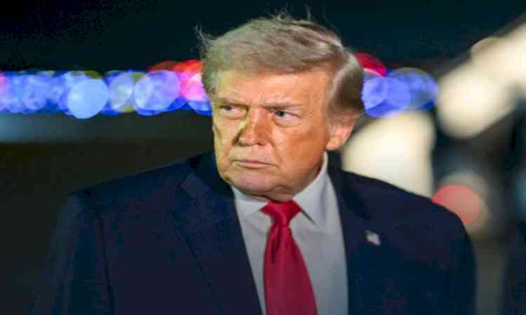 Trump threatens Iran over Hormuz strait