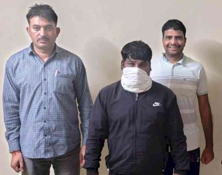 हरियाणा स्टेट नारकोटिक्स कंट्रोल ब्यूरो ने हेरोइन के साथ नशा तस्कर किया काबू