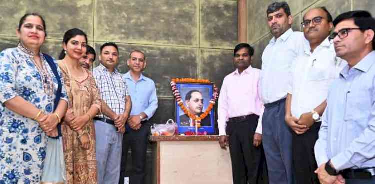 अंबेडकर का विजन ही विकसित भारत 2047 की आधारशिला विषय पर संगोष्ठी