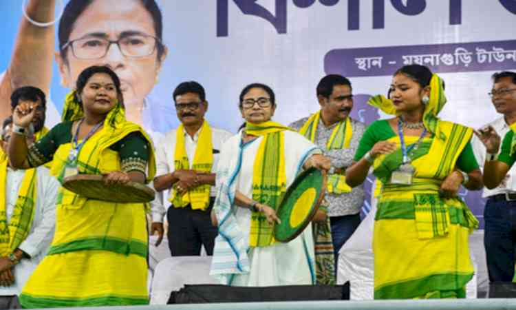 Bengal: BJP approaches ECI, accuses Mamata Banerjee of gross MCC violation