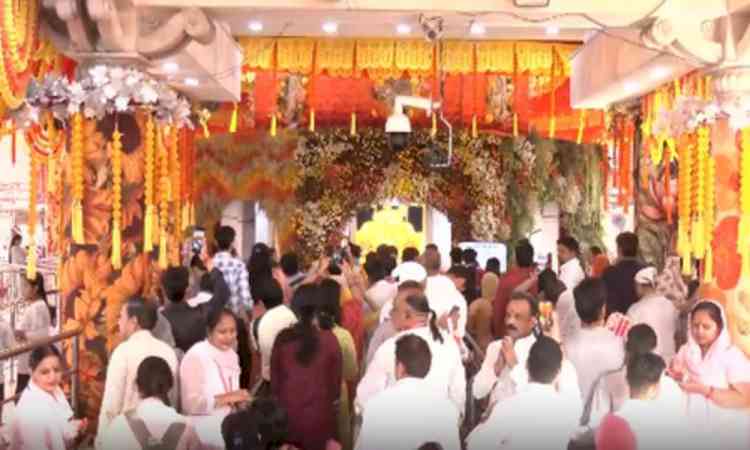 Devotees across country flock to temples for Durga Ashtami prayers