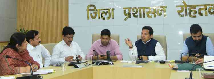 डीजल, पेट्रोल व रसोई गैस को लेकर अफवाह फैलाने वालों के खिलाफ होगी सख्त कार्रवाईः उपायुक्त सचिन गुप्ता