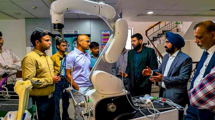 31 ortho surgeons attend workshop on advanced minimally invasive techniques
