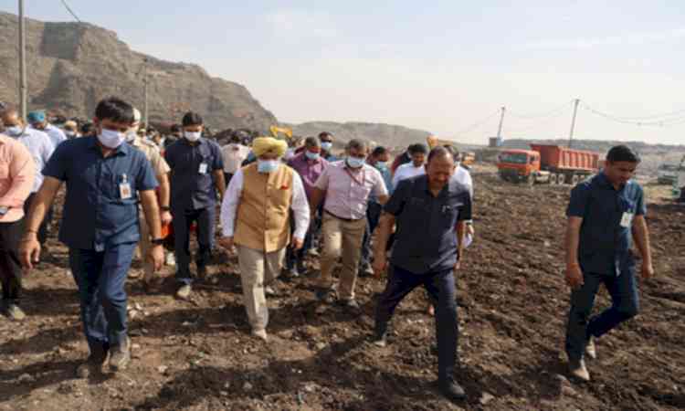 Delhi L-G Sandhu reviews Bhalswa landfill, pushes for faster bioremediation, waste segregation