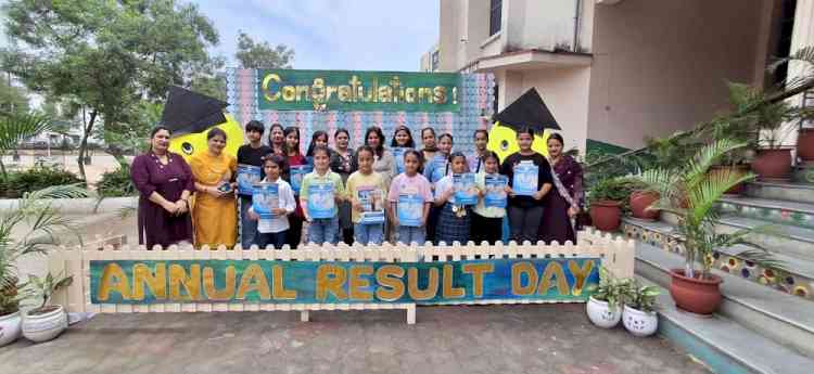 Sanskriti KMV School Achieves 100 per cent Annual Success