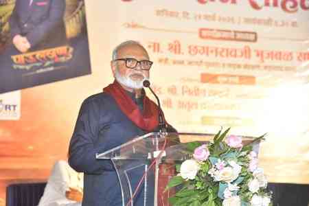 Maha Minister urges LPG users to switch to piped gas​