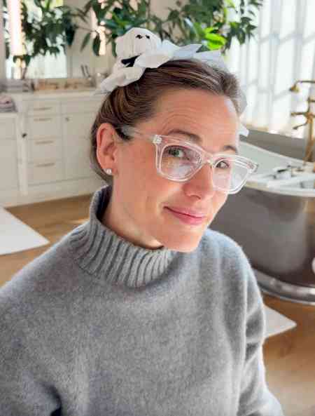 Jennifer Garner says her mother ‘loves being recognized’ from her cooking show