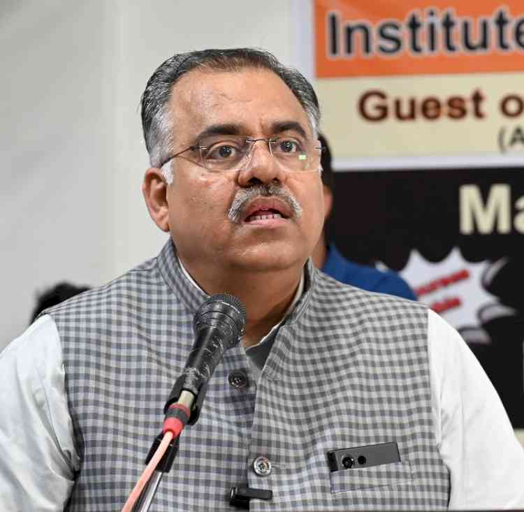 Law and order collapsed, repeated insult to revered Babasaheb, grenade attacks on police stations alarming: Tarun Chugh