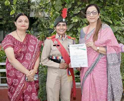 KMV NCC Cadet emerges as India’s only Girl cadet selected for National level achievement 