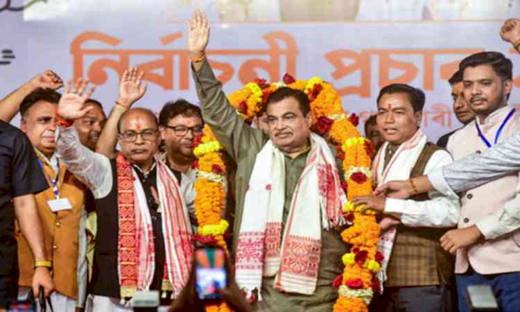 Back BJP to ‘save Assam’, ensure development: Nitin Gadkari