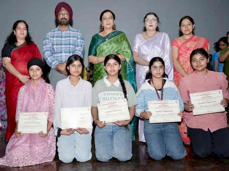 KMV Celebrates Linguistic Diversity with Vibrant Multilingual Poetry Recitation under NEP 2020 Guidelines