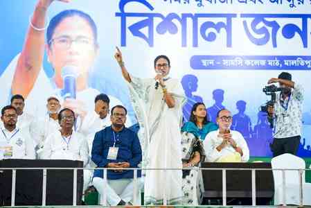 CM Mamata urges voters to halt polling if EVMs malfunction