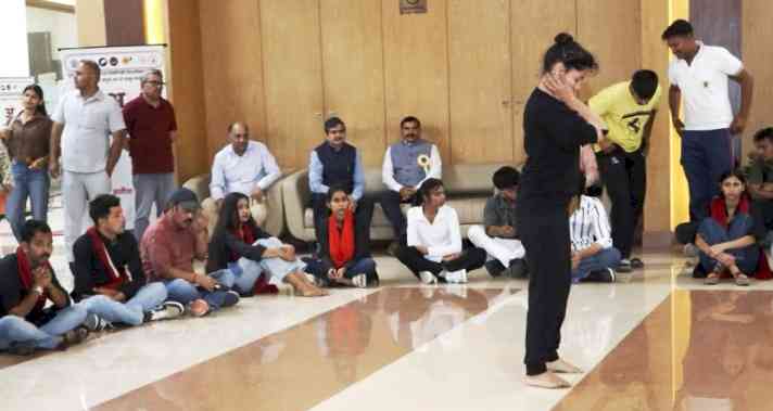 Creativity of SUPVA Students Creates a Buzz at the 'Aksharam' Literary Festival; live sessions of Painting, Sculpture, and Pottery receive immense acclaim