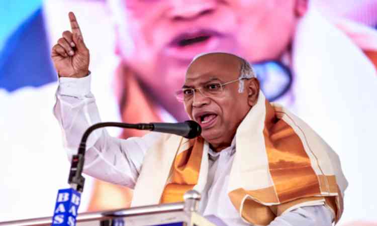 'Winds of change blowing in Kerala': Kharge predicts UDF sweep