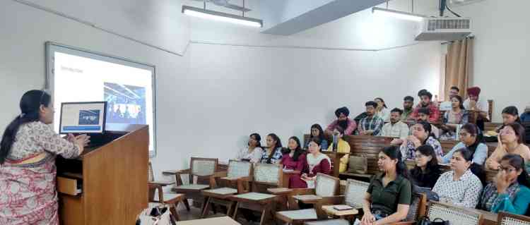 PU Library Science Department Hosts Lecture on Digital Libraries and Emerging Innovations