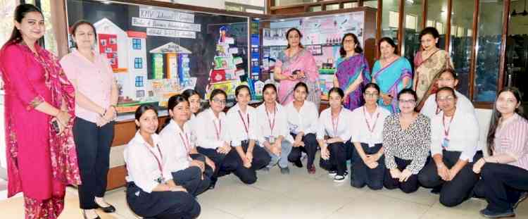 KMV’s MBA Students create Innovative Library Corner, Transforming Learning into an Experiential Hub