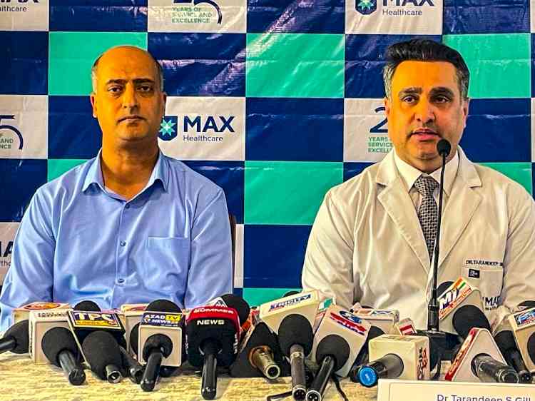 Max Hospital Mohali showcases advanced AI, 3D technology in knee replacement surgery