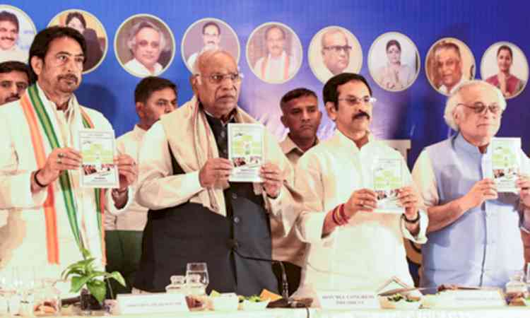 Congress unveils Bengal manifesto, prioritises economy over doles