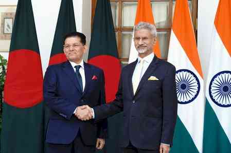 India and Bangladesh discuss strengthening bilateral relationship in various facets