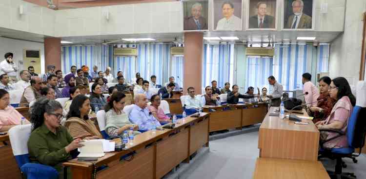 PU Vice Chancellor Chairs Meeting of Chairpersons, Focus on NEP Rollout, Admissions and Rankings