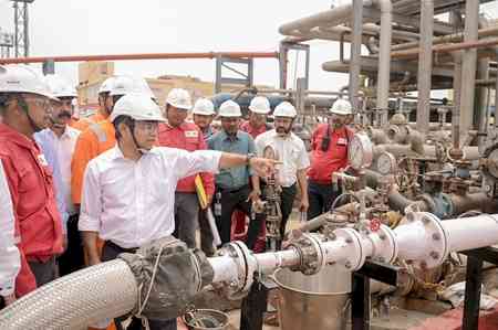 Kandla Port pioneers methanol bunkering in step toward green shipping